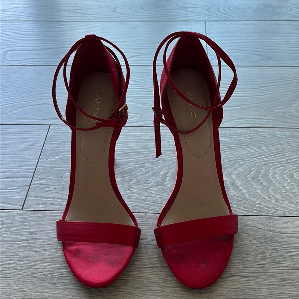 Aldo Red Stiletto Heels Elegant Design